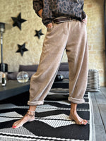 Charger l'image dans la galerie, Pantalon velours cotelé souple ZAG Camel clair
