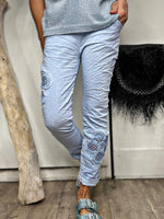 Charger l'image dans la galerie, Pantalon magique Bleu - EMMA
