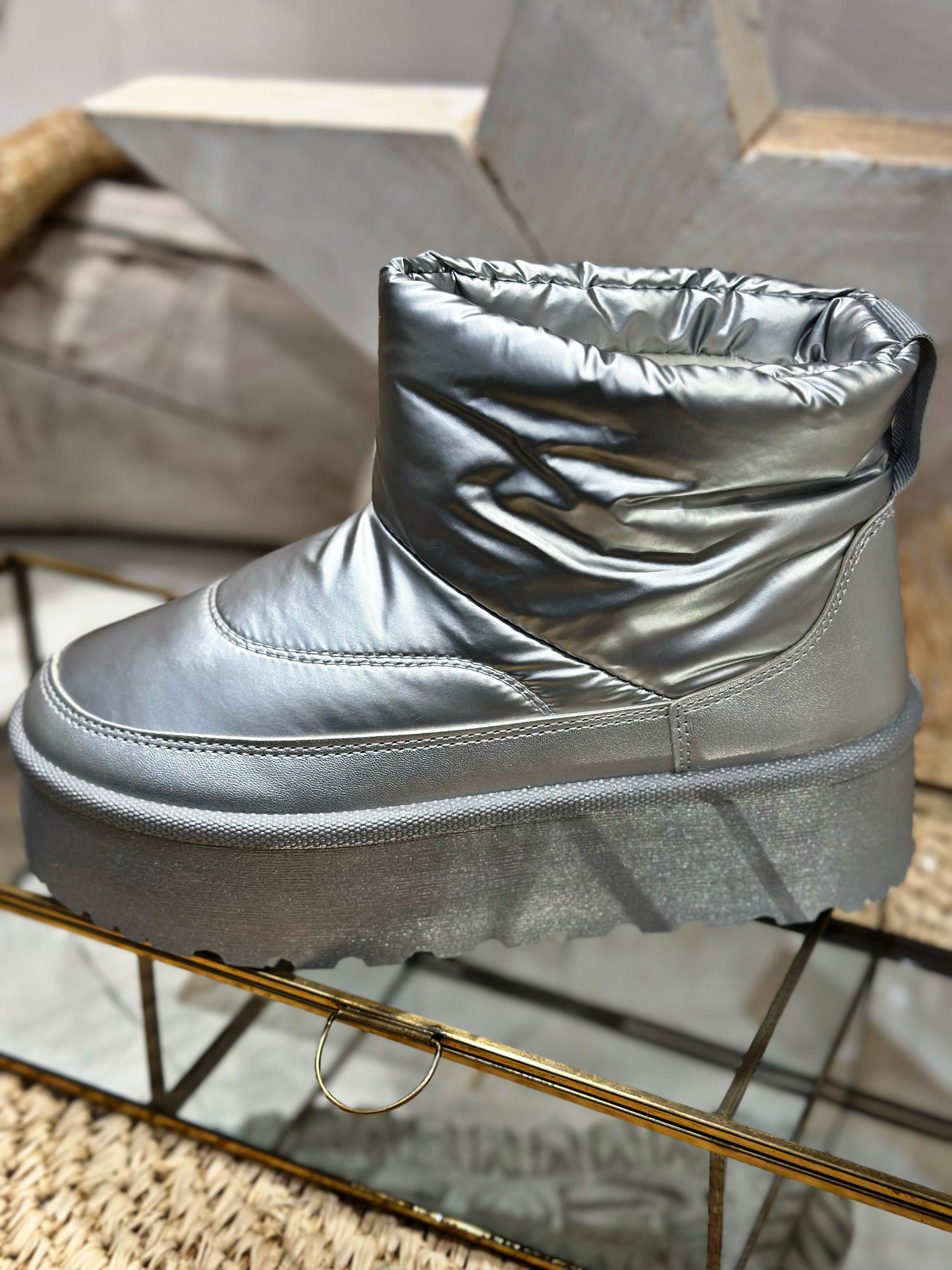 Boots MOON Silver