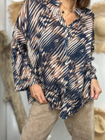 Load image into Gallery viewer, LARA Black Shirt
