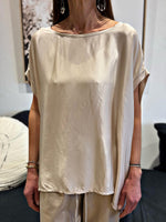Charger l&#39;image dans la galerie, Top satiné SERENITE Beige clair
