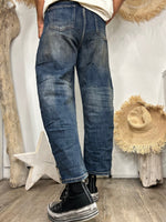 Load image into Gallery viewer, SAM Faded Blue Jeans - Sexy Woman
