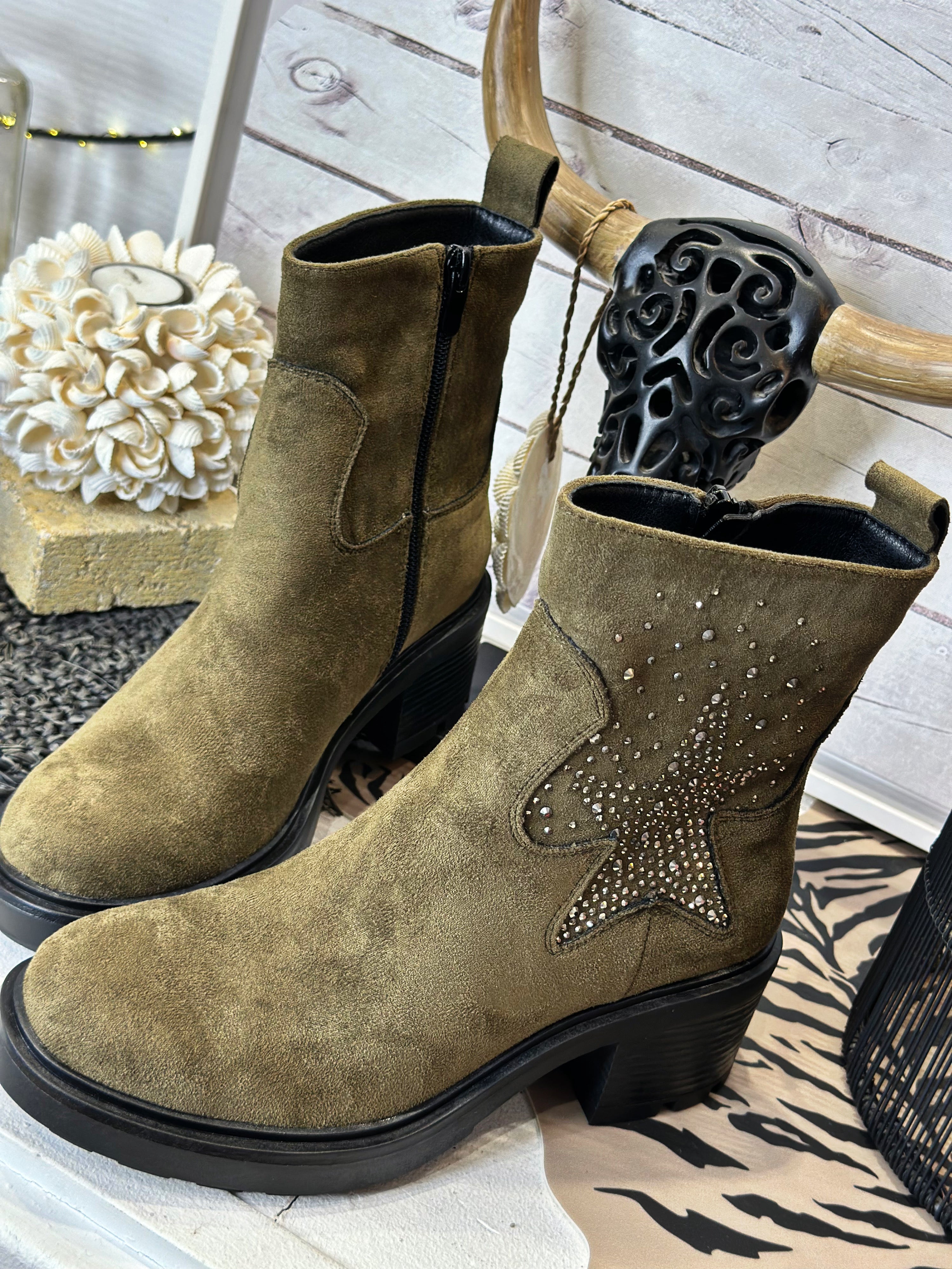 Boots KLARA Kaki