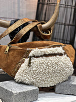 Charger l&#39;image dans la galerie, Sac banane BONNY cuir Camel
