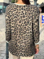Charger l'image dans la galerie, Pull LEO Beige
