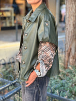 Charger l'image dans la galerie, Veste sans manches SOFIA Kaki
