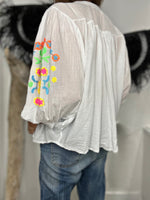 Charger l'image dans la galerie, Chemise Blanc manches brodées AYA
