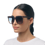 Charger l'image dans la galerie, Lunettes de soleil ROMA havana verres vert - OKKIA
