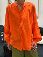 Charger l'image dans la galerie, Chemise Orange imprimé dos - LORYA
