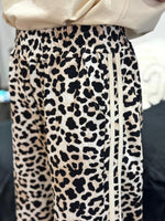 Charger l'image dans la galerie, Pantalon VEGA léopard Beige
