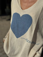 Charger l'image dans la galerie, Pull LOVE Ecru/Bleu Jeans
