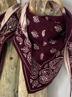 Charger l'image dans la galerie, Echarpe triangle MAYA Bordeaux
