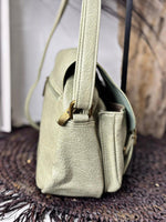 Charger l'image dans la galerie, Sac bandoulière BRUME Vert effet cuir grainé
