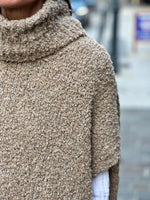 Charger l&#39;image dans la galerie, Pull sans manche BERNIE Camel
