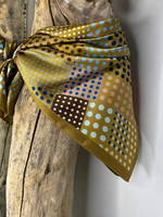 Charger l'image dans la galerie, Foulard 56
