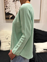 Charger l'image dans la galerie, Pull doux réversible LINO Vert d'eau
