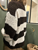 Charger l&#39;image dans la galerie, Pull NARO Choco/Blanc
