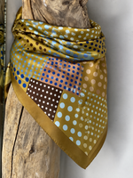 Charger l'image dans la galerie, Foulard 56
