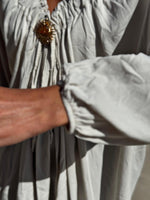 Charger l&#39;image dans la galerie, Blouse NAYA Beige
