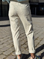 Charger l'image dans la galerie, Pantalon jogging MIKO Ecru taille élastiquée bandes pailletées
