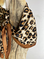 Charger l&#39;image dans la galerie, Foulard 4
