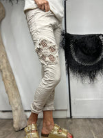 Charger l'image dans la galerie, Pantalon magique Beige - EMMA
