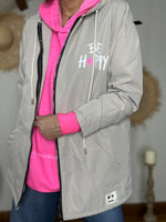 Charger l'image dans la galerie, Blouson léger BE HAPPY Beige
