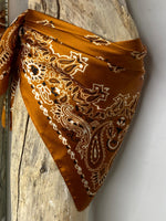 Charger l'image dans la galerie, Foulard 44
