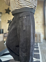 Charger l'image dans la galerie, Pantalon velours cotelé souple GASPARD Noir
