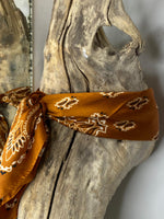 Charger l'image dans la galerie, Foulard 44
