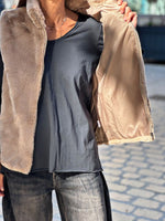 Load image into Gallery viewer, NAIA Sleeveless Vest Taupe
