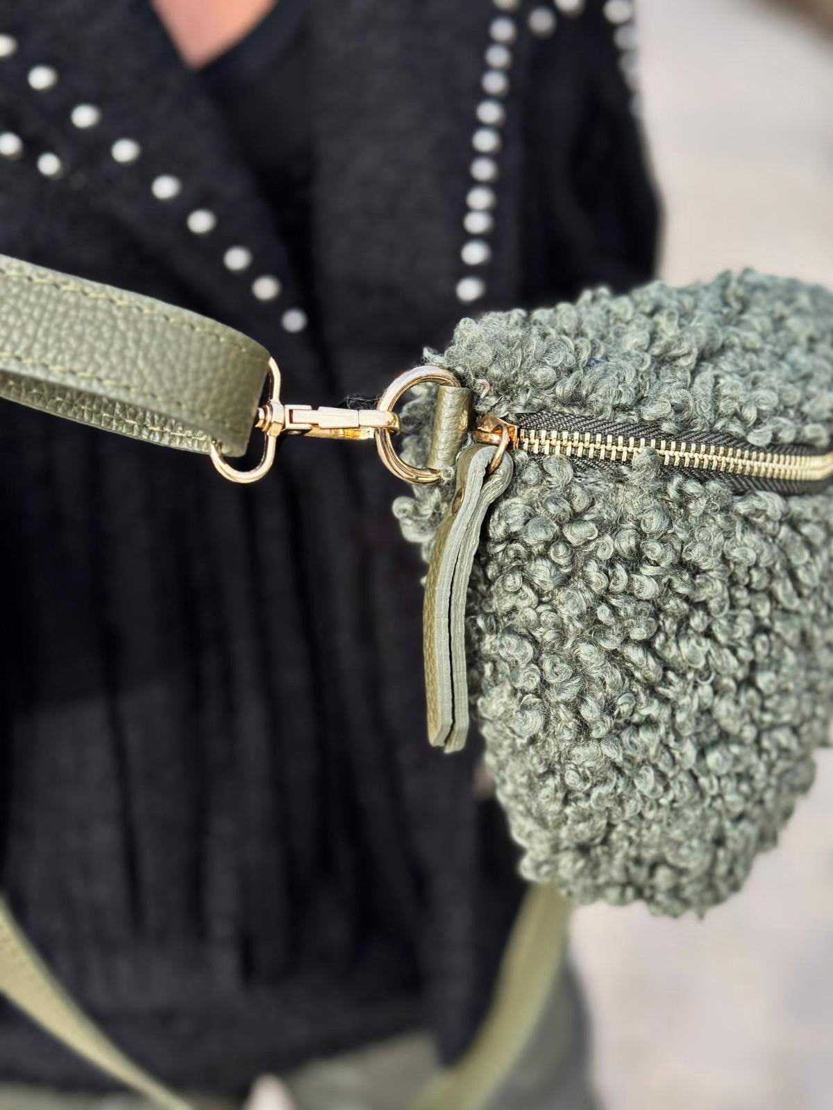 Sac banane bouclette MILA Kaki