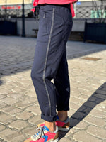 Charger l'image dans la galerie, Pantalon jogging MIKO Marine taille élastiquée bandes pailletées
