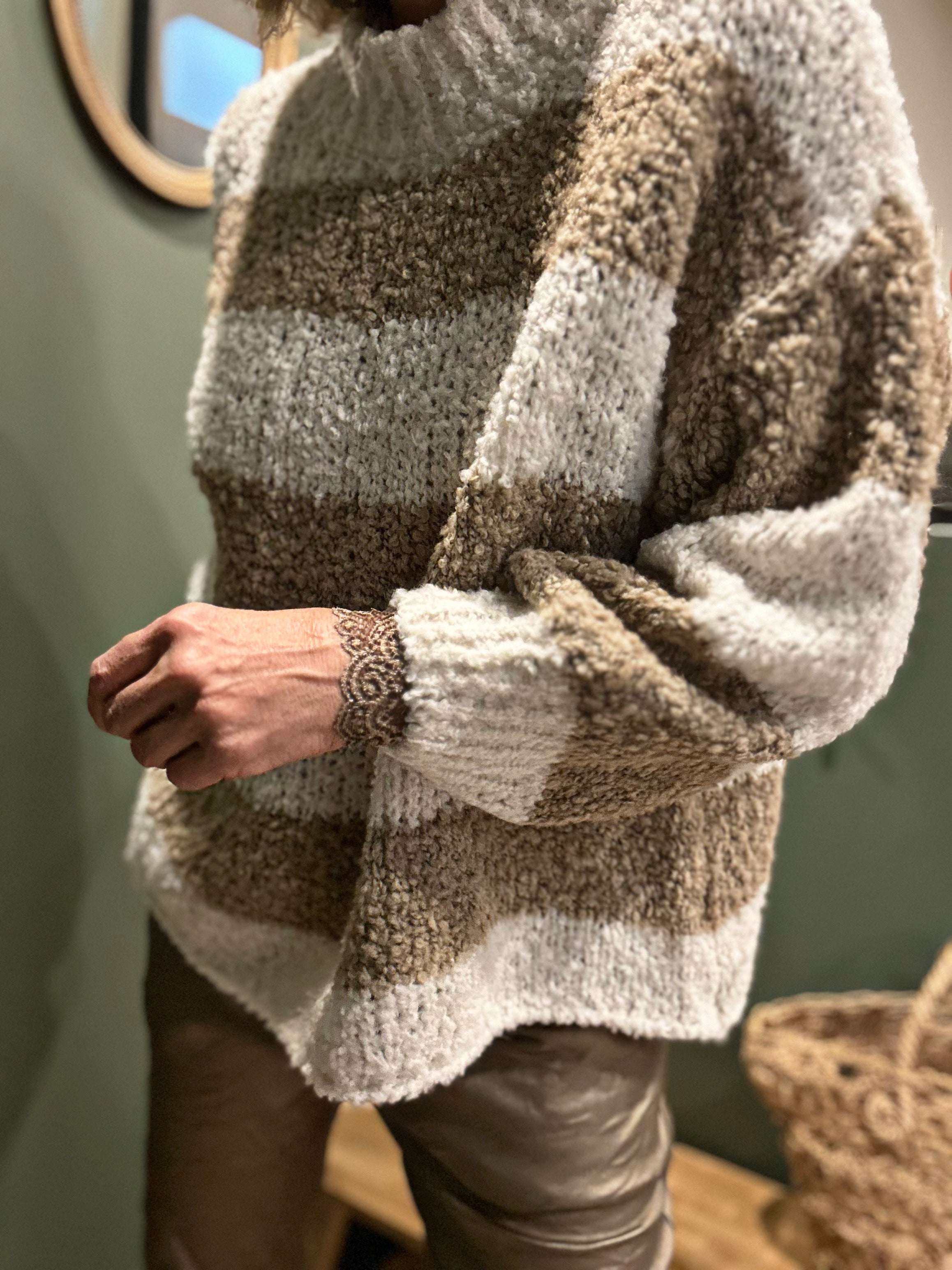 Pull NARO Ecru/Camel