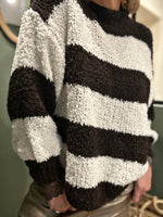 Charger l&#39;image dans la galerie, Pull NARO Choco/Blanc
