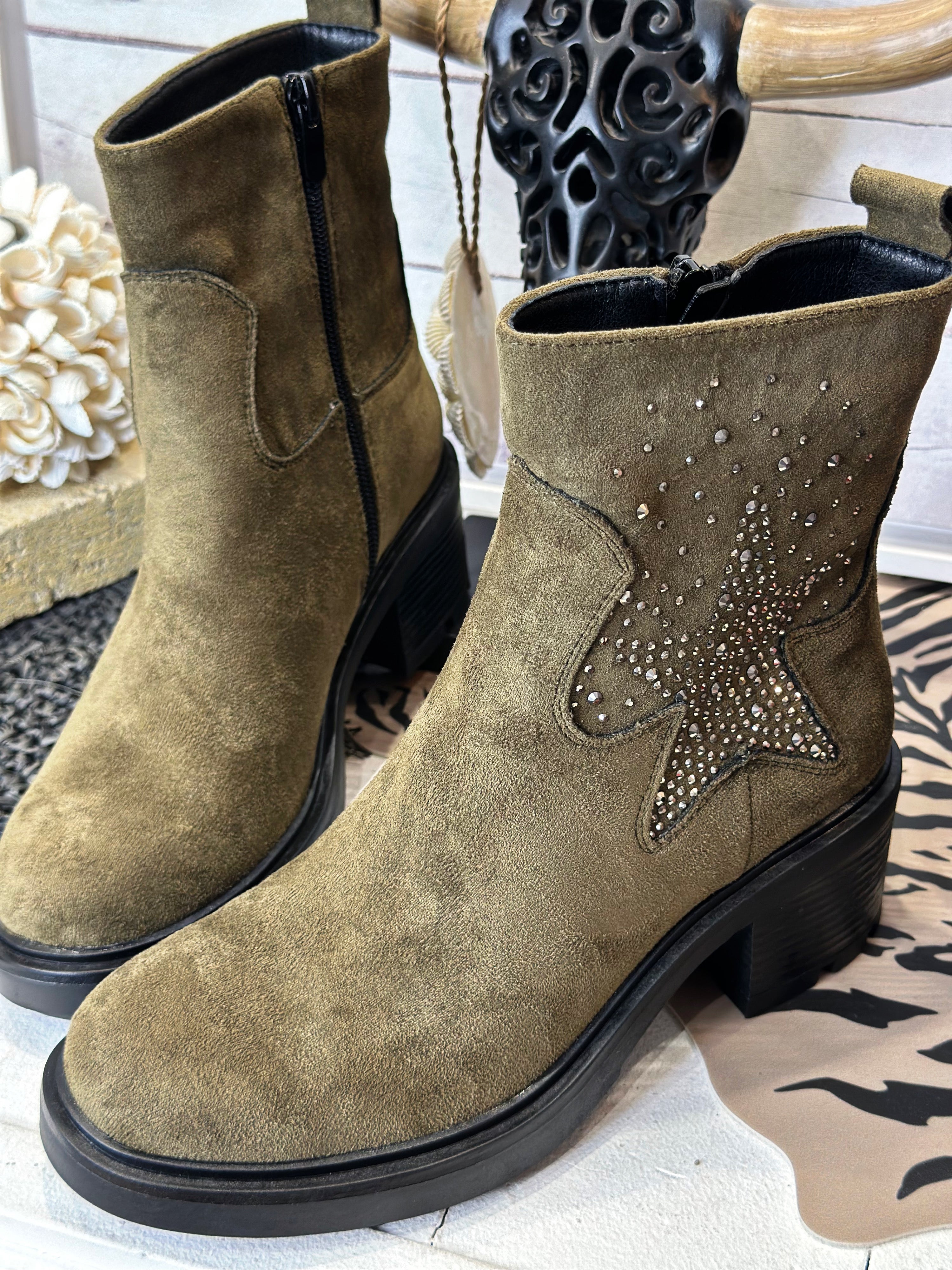 Boots KLARA Kaki