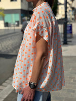 Charger l'image dans la galerie, Blouse Lait à pois orange - AUREA
