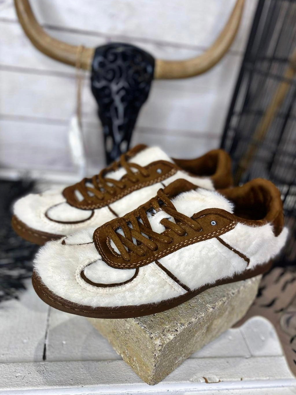Baskets SAGA Ecru