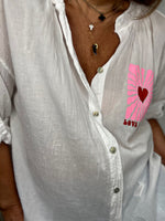Charger l'image dans la galerie, Chemise LOVE PEACE Blanc
