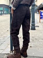 Charger l'image dans la galerie, Pantalon velours cotelé souple LEON Choco
