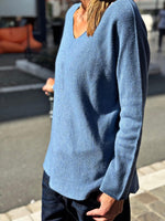 Charger l&#39;image dans la galerie, Pull doux TAO Bleu
