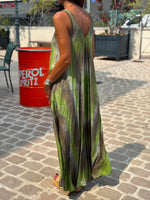 Charger l'image dans la galerie, Robe CASSANDRA Taupe
