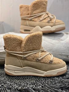 Boots MOA Camel