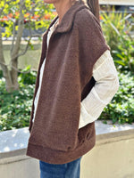 Charger l&#39;image dans la galerie, Veste sans manches LYNA Choco
