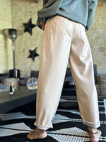 Charger l'image dans la galerie, Pantalon similicuir TIMO Beige
