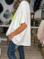 Charger l&#39;image dans la galerie, Tee shirt LEONIE Blanc/Jaune
