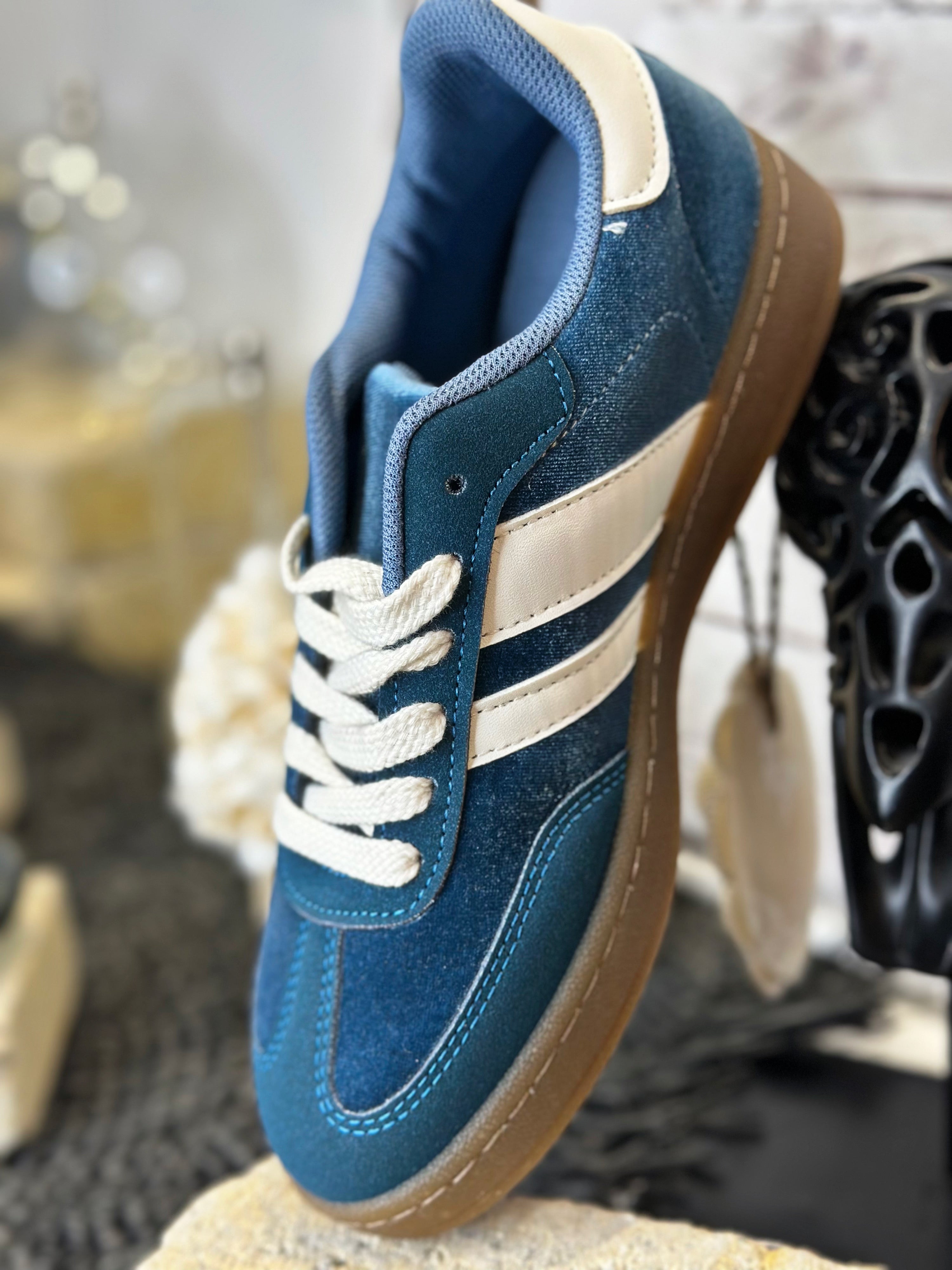 Baskets Bleu