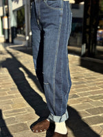 Load image into Gallery viewer, SAM Faded Blue Jeans - Sexy Woman
