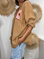 Charger l'image dans la galerie, Chemise LOVE PEACE Camel
