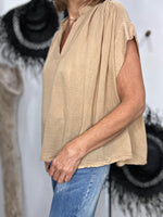 Charger l'image dans la galerie, Blouse DANY Camel
